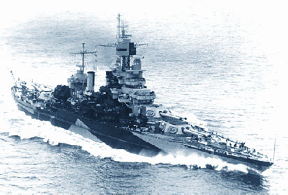 Zmodernizowany pancernik USS "Maryland" pod koniec 1944 r.